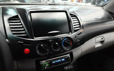 Mitsubishi L200 IV рестайлинг, 2010 год, 1 350 000 рублей, 13 фотография