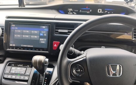 Honda Stepwgn IV, 2016 год, 1 640 000 рублей, 9 фотография