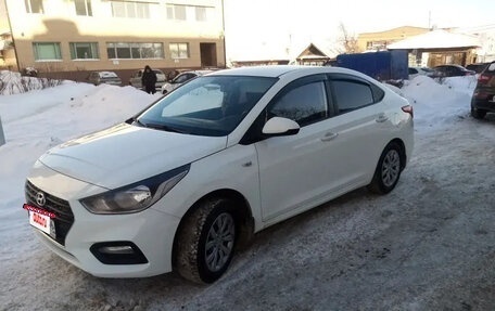 Hyundai Solaris II рестайлинг, 2019 год, 1 370 000 рублей, 3 фотография
