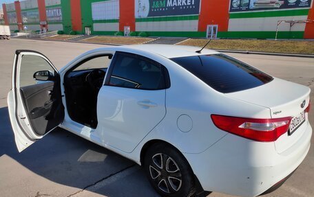 KIA Rio III рестайлинг, 2013 год, 750 000 рублей, 4 фотография