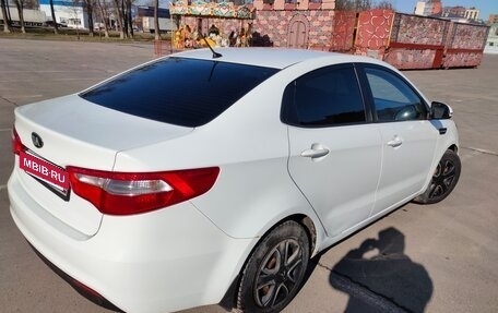 KIA Rio III рестайлинг, 2013 год, 750 000 рублей, 3 фотография