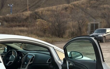 Opel Astra J, 2012 год, 670 000 рублей, 8 фотография