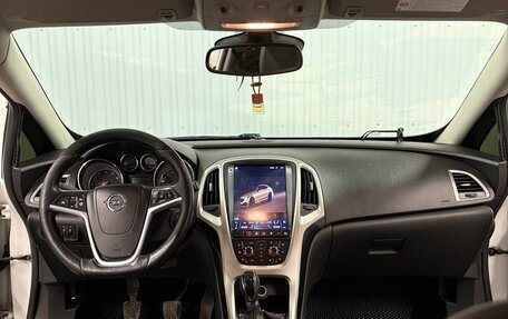 Opel Astra J, 2012 год, 670 000 рублей, 11 фотография