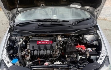 Honda Insight II рестайлинг, 2009 год, 630 000 рублей, 10 фотография