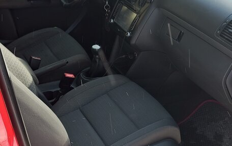 Volkswagen Touran III, 2004 год, 400 000 рублей, 9 фотография