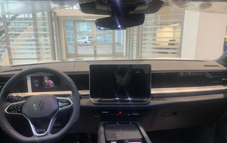 Volkswagen Teramont, 2025 год, 6 800 000 рублей, 8 фотография
