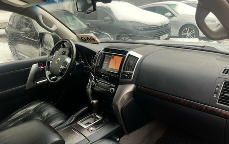 Toyota Land Cruiser 200, 2012 год, 2 999 000 рублей, 9 фотография