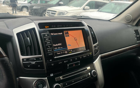 Toyota Land Cruiser 200, 2012 год, 2 999 000 рублей, 10 фотография