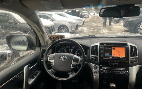 Toyota Land Cruiser 200, 2012 год, 2 999 000 рублей, 8 фотография