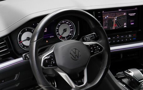 Volkswagen Touareg III, 2022 год, 6 900 000 рублей, 11 фотография