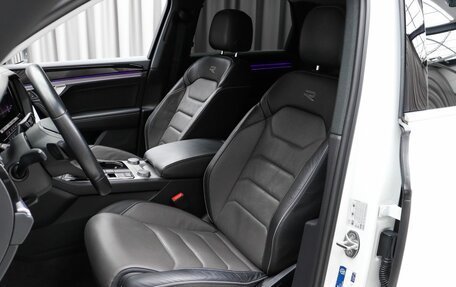 Volkswagen Touareg III, 2022 год, 6 900 000 рублей, 9 фотография