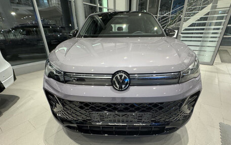 Volkswagen Tiguan, 2025 год, 5 090 000 рублей, 2 фотография