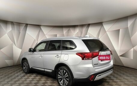 Mitsubishi Outlander III рестайлинг 3, 2019 год, 2 493 000 рублей, 4 фотография