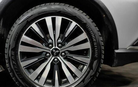 Mitsubishi Outlander III рестайлинг 3, 2019 год, 2 493 000 рублей, 9 фотография