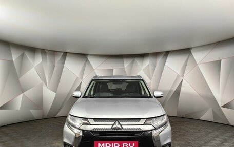 Mitsubishi Outlander III рестайлинг 3, 2019 год, 2 493 000 рублей, 7 фотография