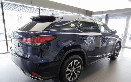 Lexus RX IV рестайлинг, 2020 год, 5 680 000 рублей, 6 фотография