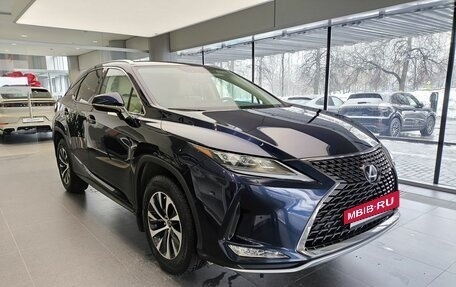 Lexus RX IV рестайлинг, 2020 год, 5 680 000 рублей, 3 фотография