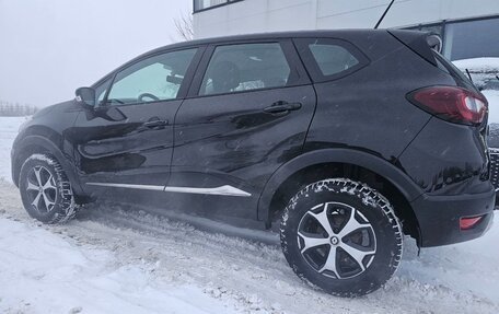 Renault Kaptur I рестайлинг, 2021 год, 1 670 000 рублей, 8 фотография