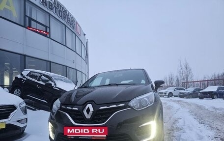 Renault Kaptur I рестайлинг, 2021 год, 1 670 000 рублей, 2 фотография