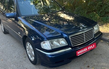 Mercedes-Benz C-Класс, 1995 год, 120 000 рублей, 4 фотография