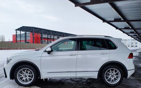 Volkswagen Tiguan II, 2018 год, 2 531 000 рублей, 4 фотография