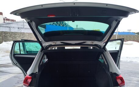 Volkswagen Tiguan II, 2018 год, 2 531 000 рублей, 16 фотография