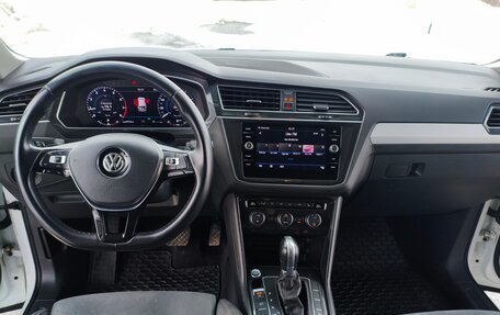 Volkswagen Tiguan II, 2018 год, 2 531 000 рублей, 11 фотография
