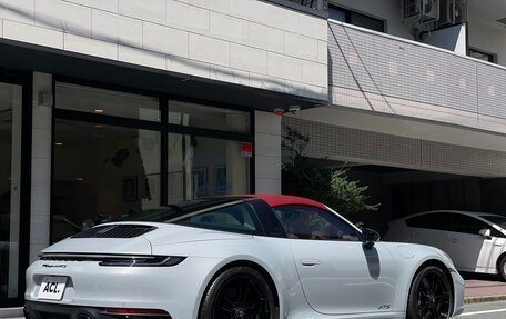 Porsche 911, 2022 год, 23 500 000 рублей, 6 фотография