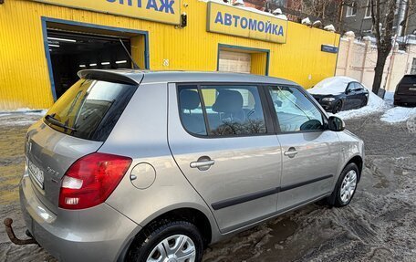 Skoda Fabia II, 2011 год, 700 000 рублей, 4 фотография