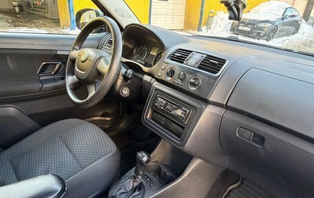 Skoda Fabia II, 2011 год, 700 000 рублей, 7 фотография