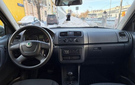 Skoda Fabia II, 2011 год, 700 000 рублей, 8 фотография