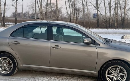 Toyota Avensis III рестайлинг, 2006 год, 950 000 рублей, 5 фотография