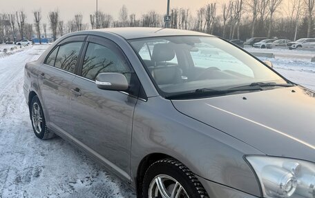 Toyota Avensis III рестайлинг, 2006 год, 950 000 рублей, 3 фотография