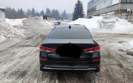 KIA Optima IV, 2019 год, 1 800 000 рублей, 3 фотография