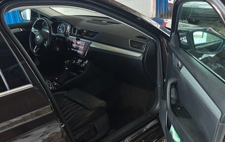 Skoda Superb III рестайлинг, 2018 год, 1 850 000 рублей, 4 фотография