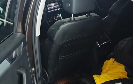 Skoda Superb III рестайлинг, 2018 год, 1 850 000 рублей, 3 фотография