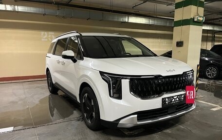 KIA Carnival, 2025 год, 5 850 000 рублей, 3 фотография