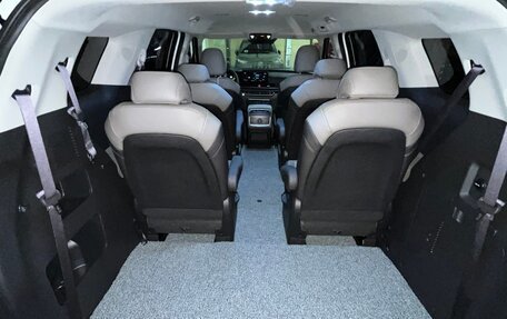 KIA Carnival, 2025 год, 5 850 000 рублей, 17 фотография