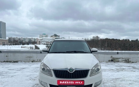Skoda Fabia II, 2011 год, 480 000 рублей, 2 фотография