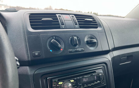 Skoda Fabia II, 2011 год, 480 000 рублей, 12 фотография