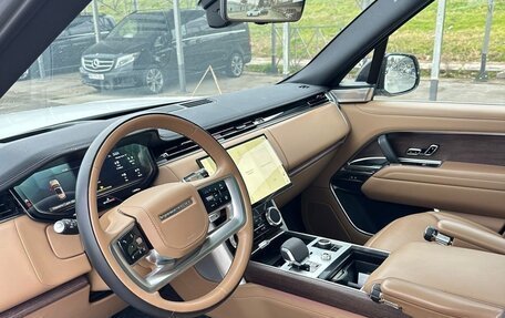 Land Rover Range Rover IV рестайлинг, 2023 год, 15 990 000 рублей, 8 фотография