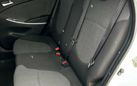 Hyundai Solaris II рестайлинг, 2013 год, 650 000 рублей, 10 фотография