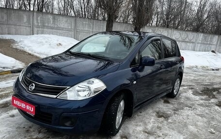 Nissan Tiida, 2013 год, 850 000 рублей, 1 фотография