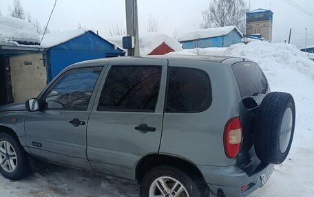 Chevrolet Niva I рестайлинг, 2005 год, 300 000 рублей, 11 фотография