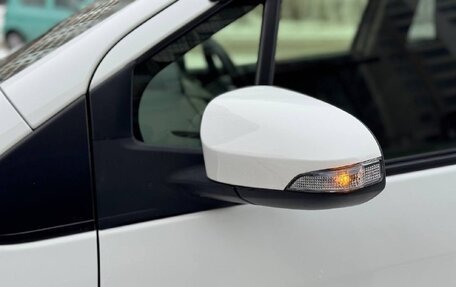 Toyota Vitz, 2019 год, 890 000 рублей, 11 фотография