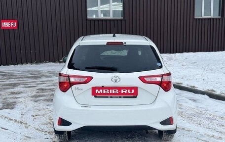 Toyota Vitz, 2019 год, 890 000 рублей, 8 фотография