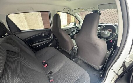 Toyota Vitz, 2019 год, 890 000 рублей, 16 фотография