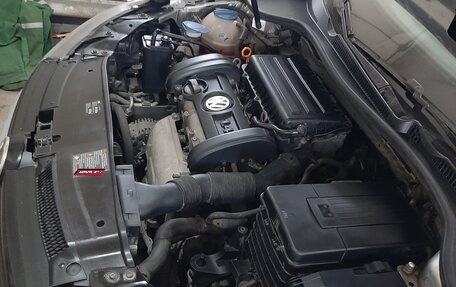 Volkswagen Golf VI, 2008 год, 650 000 рублей, 3 фотография