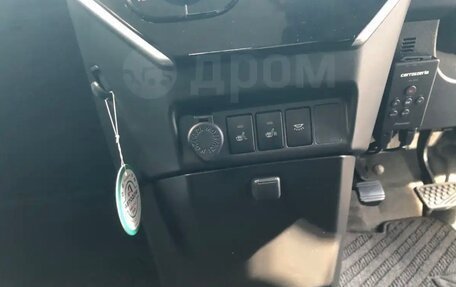 Toyota Roomy I, 2019 год, 855 000 рублей, 13 фотография