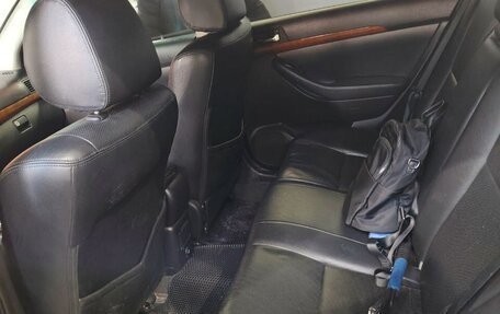 Toyota Avensis III рестайлинг, 2006 год, 700 000 рублей, 7 фотография